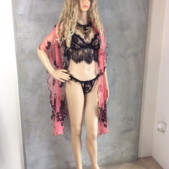 🎀 PEACOCK EMBROIDERED SCARF LONG WRAP BOHO CHIC PRETTY PINK VINTAGE DESIGNER - Picture 2 of 8